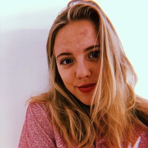 Meet your Posher, Nora